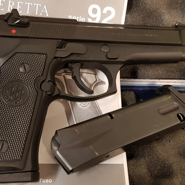 Used Pistol Beretta 92 FS, cal. 9x19