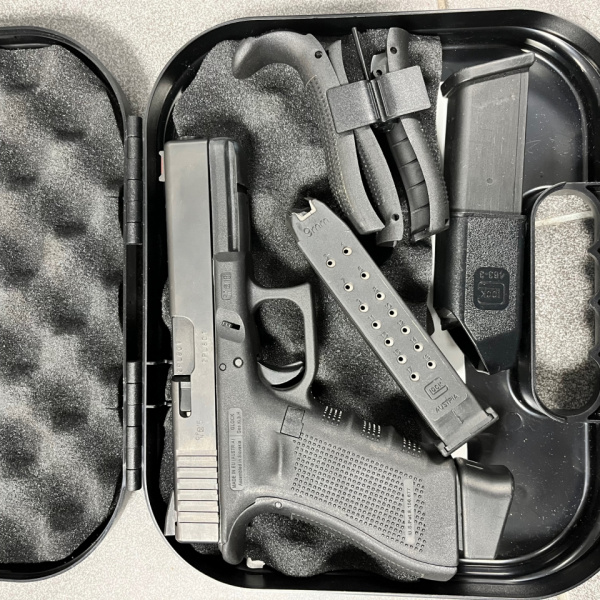Пистолет GLOCK 17, cal. 9x19, Б/У