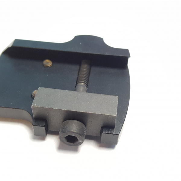 DOCTER OPTIC WEAVER SIGHT MOUNT